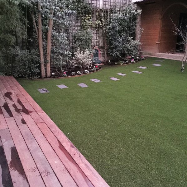 aménagement terrasse bois sur jardin 
